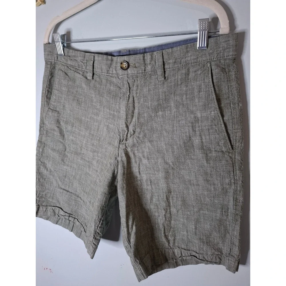 Banana Republic 100% Cotton Men's 31 Flat Front Shorts Olive Green Khaki